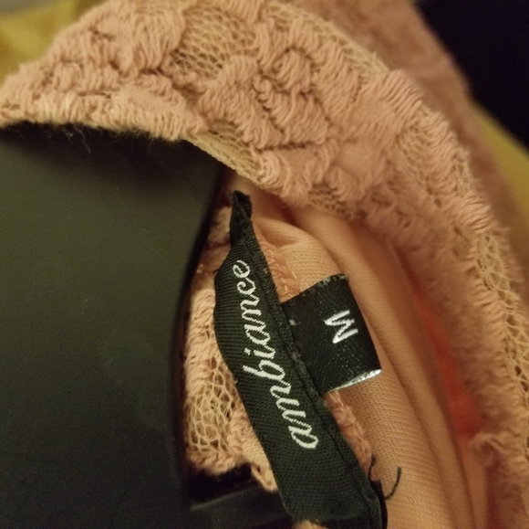Lace blouse - Picture 2 of 3